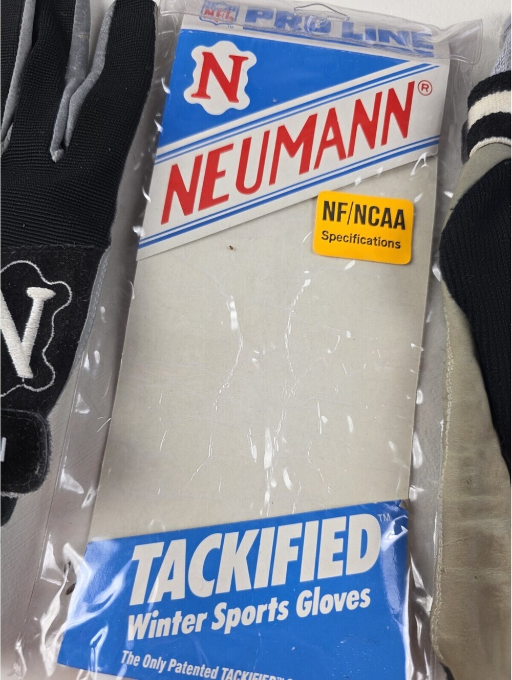 2 Pair Vintage Used Neumann Men's Large Receiver Football Gloves Cowhide - Picture 8 of 8